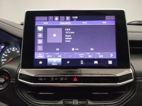 Used 2022 Jeep Compass Altitude image 25