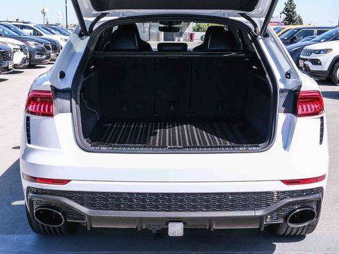 Used 2022 Audi RS Q8 w/ Carbon Optic Package AWD/4WD image 27
