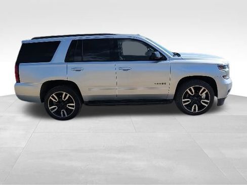 Used 2018 Chevrolet Tahoe Premier AWD/4WD image 2