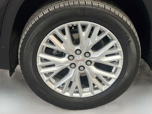 Used 2024 GMC Acadia Elevation AWD/4WD image 33