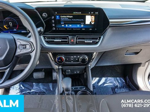 Used 2025 Chevrolet TrailBlazer LT FWD image 37