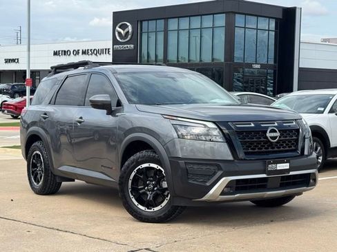Used 2023 Nissan Pathfinder Rock Creek image 1