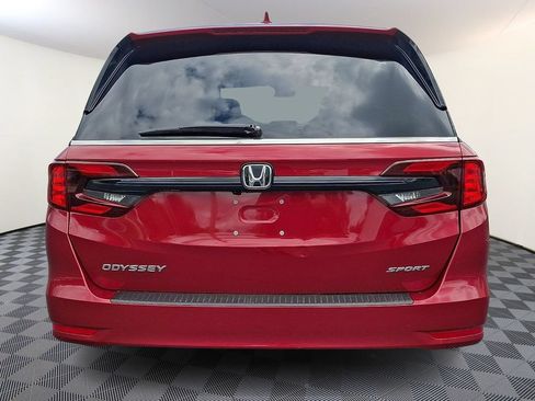 Used 2023 Honda Odyssey Sport image 8