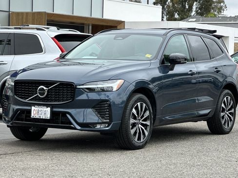 Certified 2025 Volvo XC60 B5 Core AWD/4WD image 8