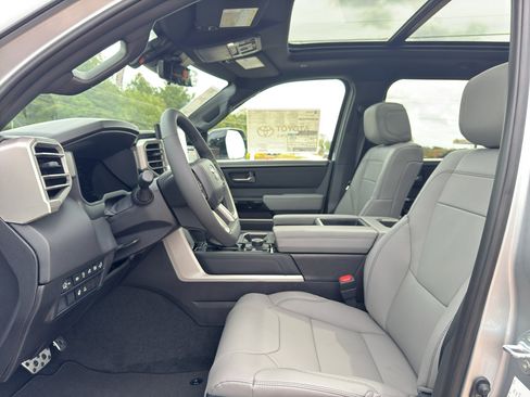 Used 2026 Toyota Tundra Limited w/ TRD Off-Road Package AWD/4WD image 12