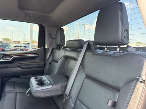 Certified 2023 GMC Sierra 1500 SLT w/ SLT Premium Package AWD/4WD image 36