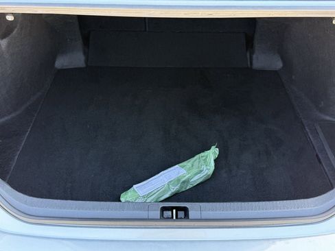 Used 2025 Toyota Camry LE FWD image 29