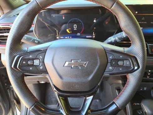 Used 2025 Chevrolet TrailBlazer RS w/ Convenience Package AWD/4WD image 20