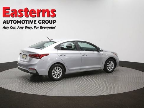 Used 2022 Hyundai Accent SEL FWD image 44