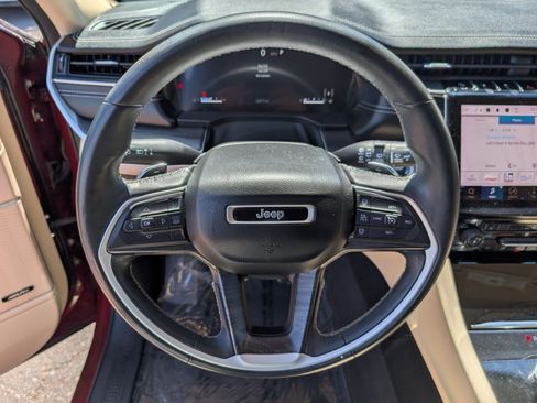 Used 2021 Jeep Grand Cherokee L Limited RWD image 14