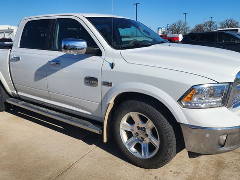 Used 2016 RAM 1500 Laramie Longhorn w/ Convenience Group AWD/4WD image 3