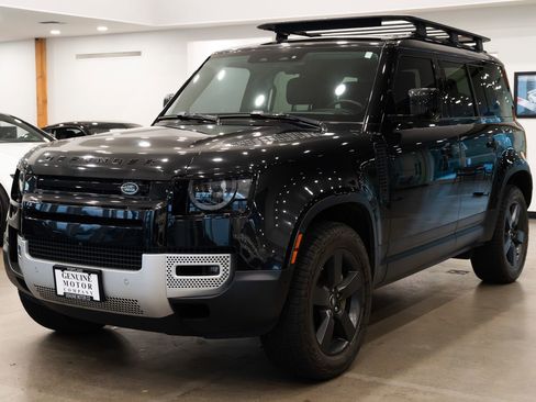 Used 2020 Land Rover Defender 110 HSE image 1