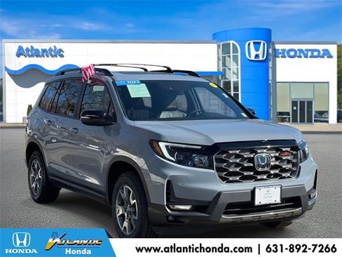 Certified 2023 Honda Passport TrailSport image 1
