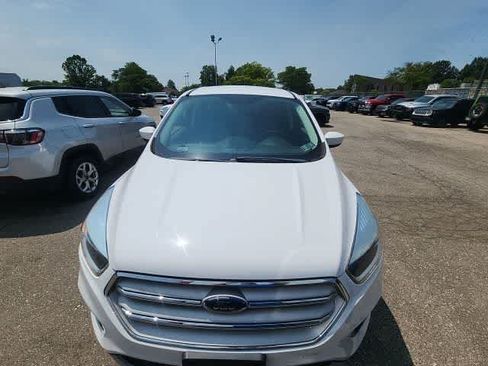 Used 2019 Ford Escape SE AWD/4WD image 3