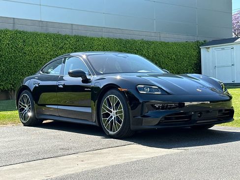 New 2026 Porsche Taycan RWD image 10