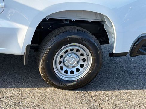 New 2026 Chevrolet Silverado 1500 W/T image 9