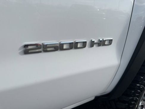 Used 2019 Chevrolet Silverado 2500 W/T image 34