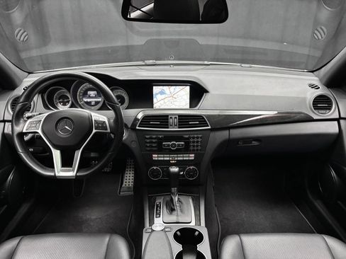 Used 2013 Mercedes-Benz C 300 Sport image 34