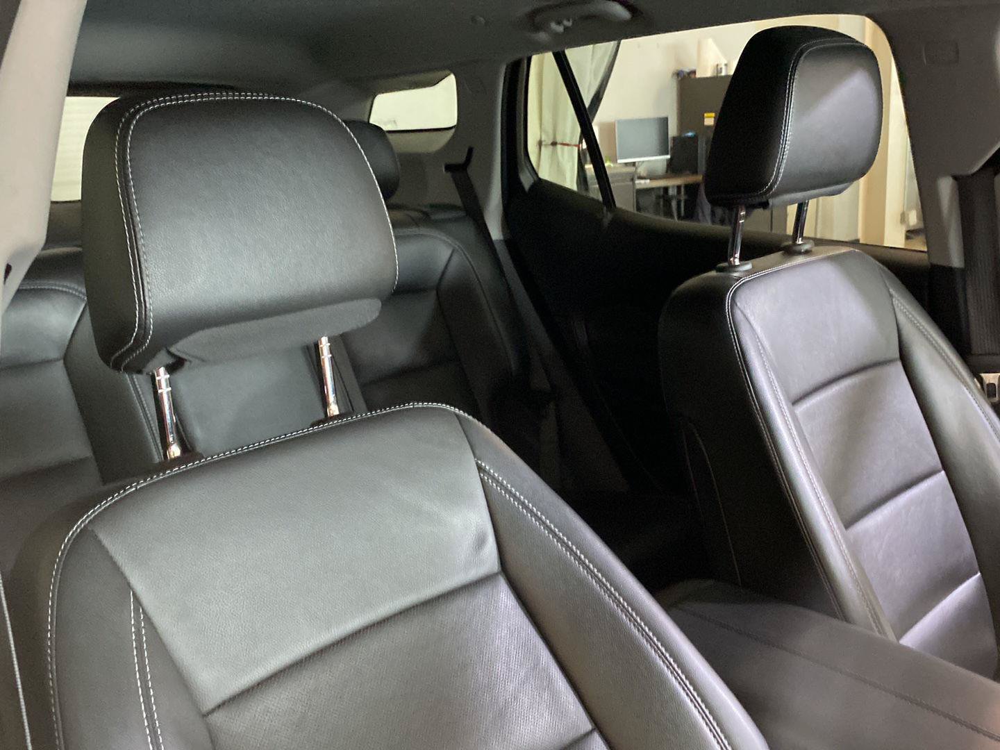 Certified 2024 GMC Terrain SLT FWD image 23
