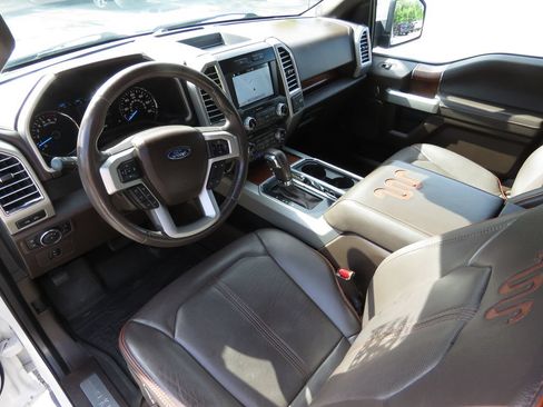 Used 2017 Ford F150 King Ranch w/ Equipment Group 601A Luxury AWD/4WD image 11
