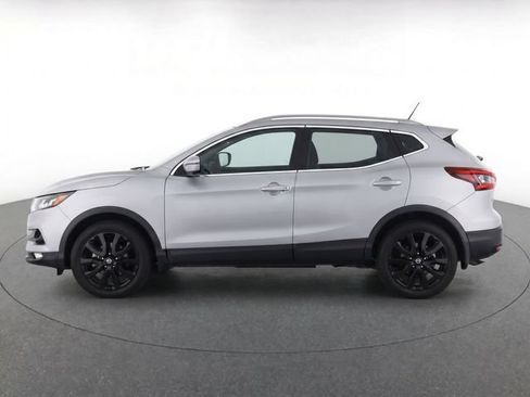 Used 2022 Nissan Rogue Sport SV FWD image 6