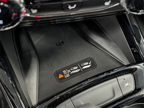 New 2026 Chevrolet Trax RS w/ Sunroof Package image 24