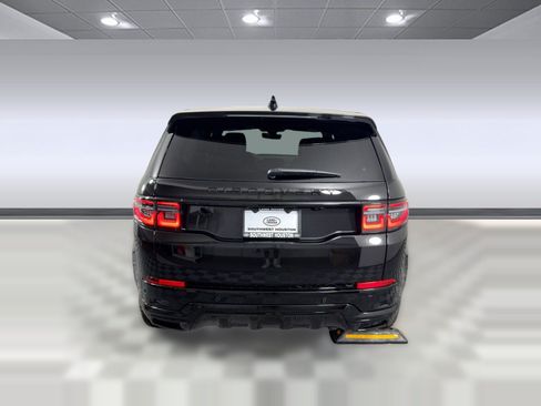 Used 2026 Land Rover Discovery Sport Landmark AWD/4WD image 10