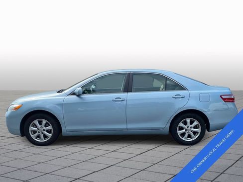 Used 2007 Toyota Camry LE FWD image 4