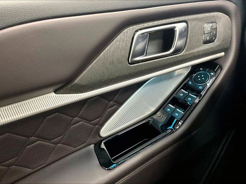 New 2026 Ford Explorer Platinum AWD/4WD image 37