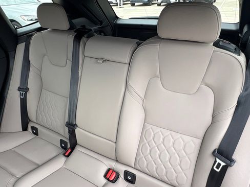 New 2026 Volvo XC60 B5 Plus w/ Protection Package Premier image 23