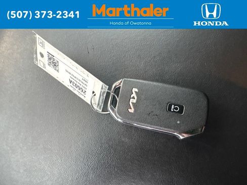 Used 2023 Kia Sorento S AWD/4WD image 27