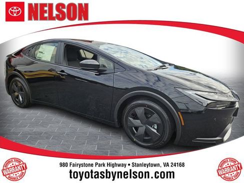 New 2026 Toyota Prius Plug-In Hybrid image 1