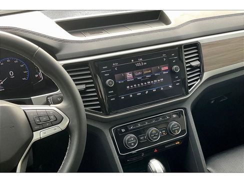 Used 2021 Volkswagen Atlas SEL image 7