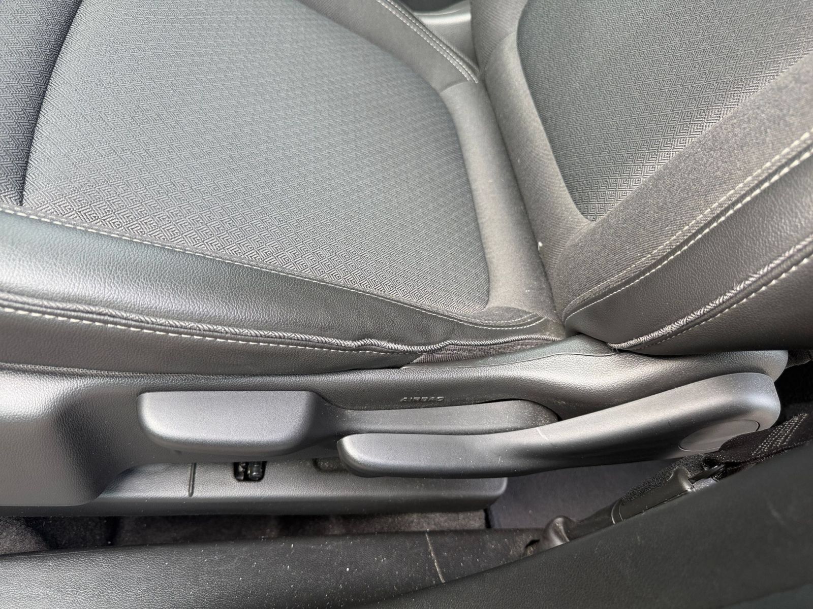 Used 2025 Buick Encore GX Preferred FWD image 21