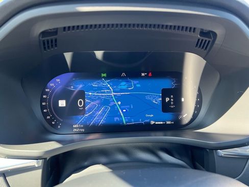 Certified 2023 Volvo XC60 B5 Core w/ Climate Package AWD/4WD image 14
