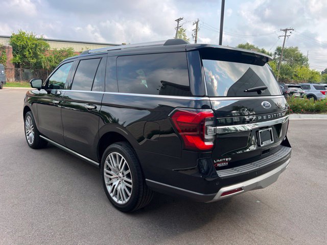 Used 2023 Ford Expedition Max Limited AWD/4WD image 7