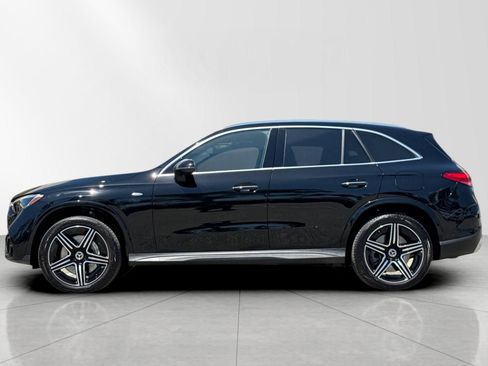 Used 2025 Mercedes-Benz GLC 350e 4MATIC image 6