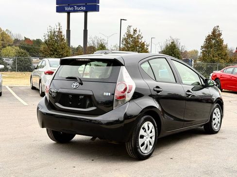 Used 2012 Toyota Prius C One FWD image 8