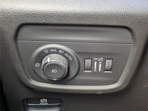 Used 2021 Jeep Grand Cherokee L Overland image 31