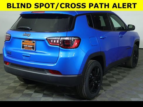 New 2026 Jeep Compass Latitude image 8