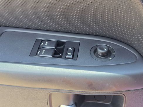 Used 2014 Dodge Challenger R/T RWD image 15