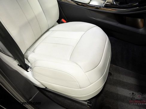 Used 2024 Land Rover Range Rover Sport SE image 28