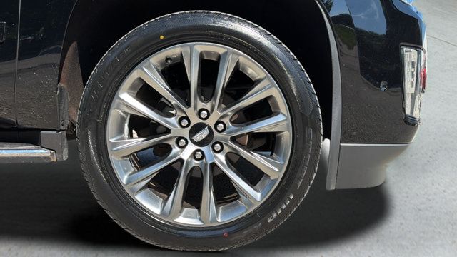 Used 2020 Cadillac Escalade ESV Premium Luxury w/ Escalade Sport Edition AWD/4WD image 44