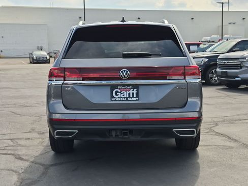 Used 2024 Volkswagen Atlas SEL AWD/4WD image 5