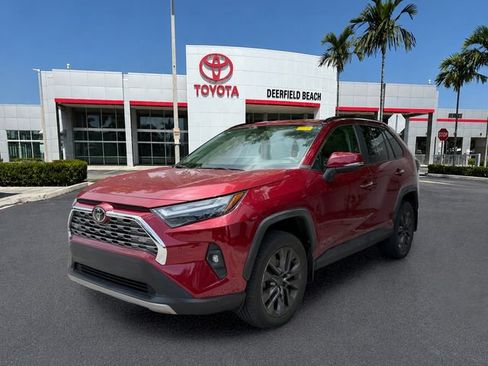 Used 2023 Toyota RAV4 Limited FWD image 3