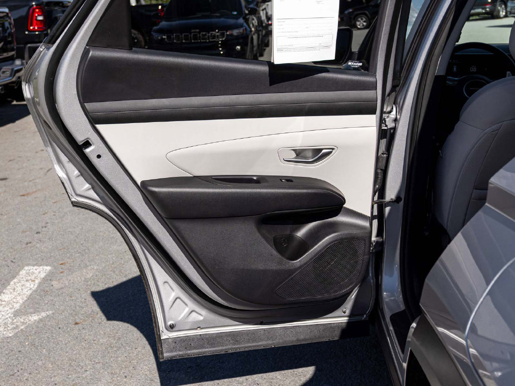 Used 2026 Hyundai Tucson SEL AWD/4WD image 14