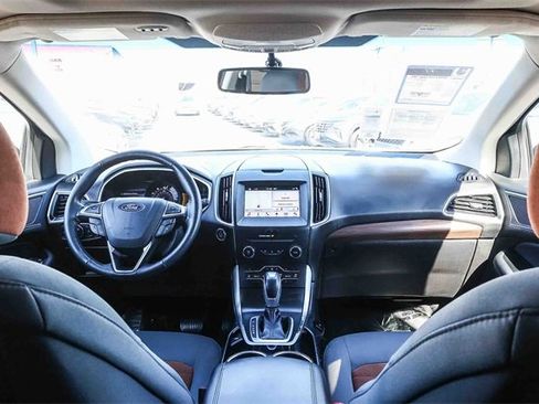 Used 2018 Ford Edge SEL w/ Equipment Group 201A image 12
