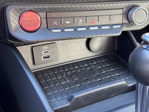 Used 2024 Ford Mustang Premium image 21