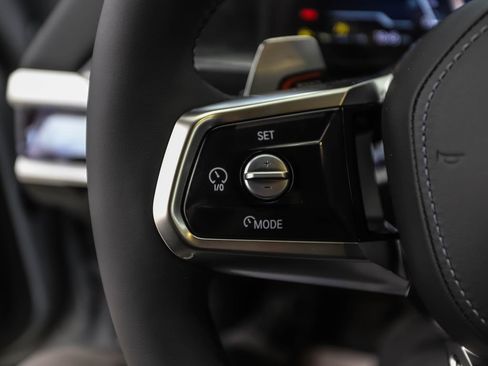 New 2026 BMW 740i xDrive w/ Premium Package image 12