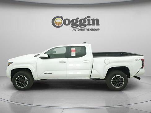 New 2026 Toyota Tacoma TRD Sport image 7